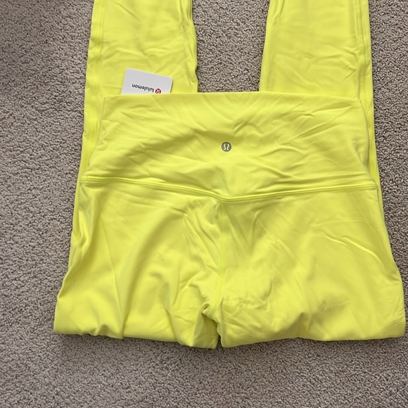 Lululemon Align HR pant 28” - Picture 5 of 5